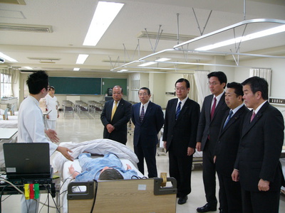 愛知県立総合看護専門学校を視察