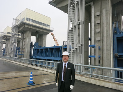 日光川水閘門改修工事現場を視察