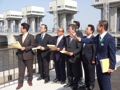 尾張西北部の防災対策に待望の水閘門が完成