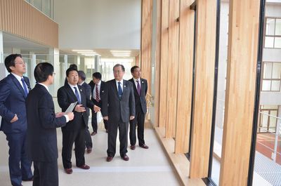 特別支援学校における過大化による教室不足を解消